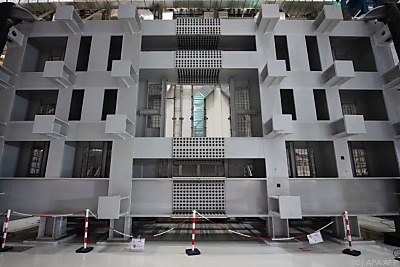 Komponente des Iter-Reaktors
– Saint-Paul-les-Durance, APA/AFP Komponente des Iter-Reaktors
- Saint-Paul-les-Durance, APA/AFP