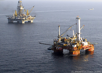 Erdöl ist aus unserem Alltag nicht mehr wegzudenken
 - GULF OF MEXICO, APA/AFP/US COAST GUARD