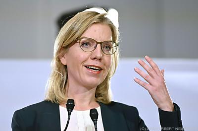 Energieministerin Leonore Gewessler
 - Wien, APA/HERBERT NEUBAUER