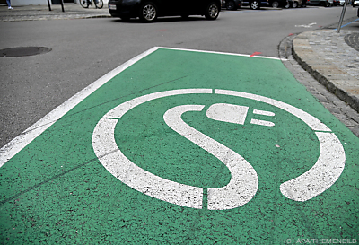 41790348467458580_BLD_Online