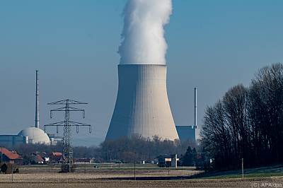 Streit über längere Laufzeiten der drei noch verbliebenen Atomkraftwerke - Essenbach, APA/dpa