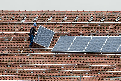Bei PV-Modulen besteht eine hohe Abhängigkeit gegenüber China - Straubing, APA/dpa