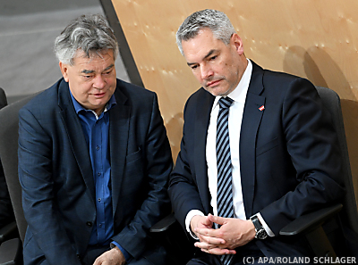 Regierung bringt nötige Zwei-Drittel-Mehrheit vorerst nicht zustande – Wien, APA/ROLAND SCHLAGER Regierung bringt nötige Zwei-Drittel-Mehrheit vorerst nicht zustande - Wien, APA/ROLAND SCHLAGER