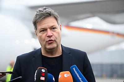 Habeck fürchtet neue westliche Dominanzen - Schönefeld, APA/dpa
