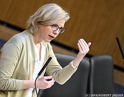 Gewessler verteidigt Regierungspolitik - Wien, APA/ROBERT JAEGER