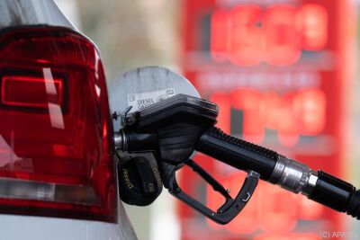 Treibstoffpreise in Deutschland deutlich höher als in Österreich
– Dresden, APA/dpa Treibstoffpreise in Deutschland deutlich höher als in Österreich
- Dresden, APA/dpa