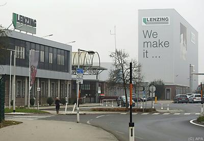 Lenzing erhielt Bestnoten
 - Lenzing, APA