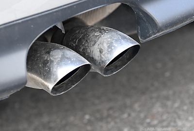 Steuern auf fossile Treibstoffe steigen bei Verfehlen von Klimazielen
 - Wien, APA/ROLAND SCHLAGER