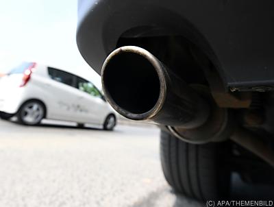Wer mehr CO2 produziert, soll mehr zahlen - Wien, APA/THEMENBILD
