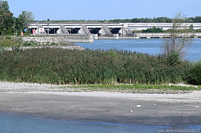 Laufkraftwerke an Donau produzieren aktuell auf niedrigem Niveau - Greifenstein, APA/THEMENBILD