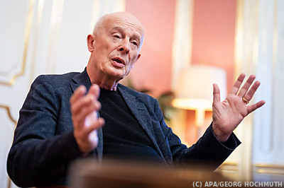 IIASA-Generaldirektor Hans Joachim Schellnhuber im APA-Interview
 - Laxenburg, APA/GEORG HOCHMUTH