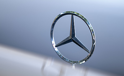 Der Verbrenner läuft bei Mercedes ab 2030 nicht gänzlich aus
– Stuttgart, APA/dpa Der Verbrenner läuft bei Mercedes ab 2030 nicht gänzlich aus
- Stuttgart, APA/dpa