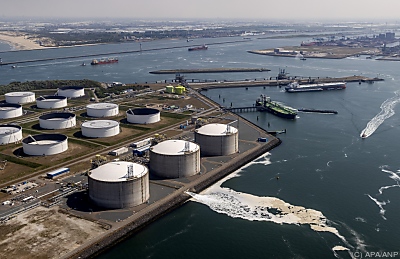 Ein LNG-Terminal in Rotterdam – Rotterdam, APA/ANP Ein LNG-Terminal in Rotterdam - Rotterdam, APA/ANP