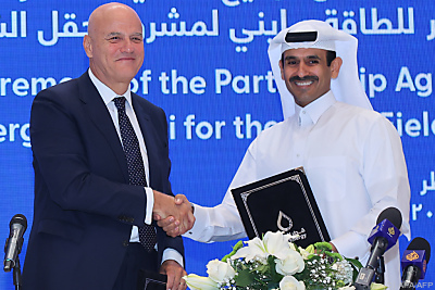 Eni-CEO Claudio Descalzi, Energieminister Saad Sherida al-Kaabi – Doha, APA/AFP Eni-CEO Claudio Descalzi, Energieminister Saad Sherida al-Kaabi - Doha, APA/AFP