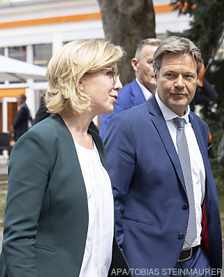 Gewessler und Habeck: Haidach soll gemeinsam befüllt werden – Wien, APA/TOBIAS STEINMAURER Gewessler und Habeck: Haidach soll gemeinsam befüllt werden - Wien, APA/TOBIAS STEINMAURER