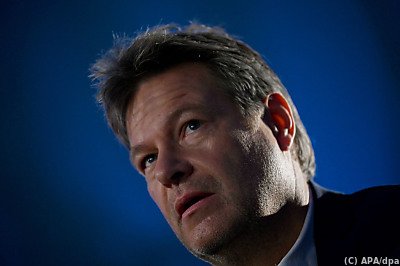 Habeck will Umstellung des Kraftwerksparks auf Wasserstoff
– Leingarten, APA/dpa Habeck will Umstellung des Kraftwerksparks auf Wasserstoff
- Leingarten, APA/dpa