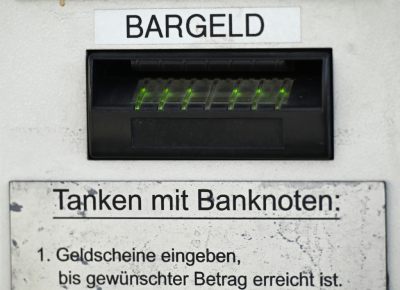 Diesel und Super aber billiger als am Karfreitag
– Gänserndorf, APA/THEMENBILD Diesel und Super aber billiger als am Karfreitag
- Gänserndorf, APA/THEMENBILD