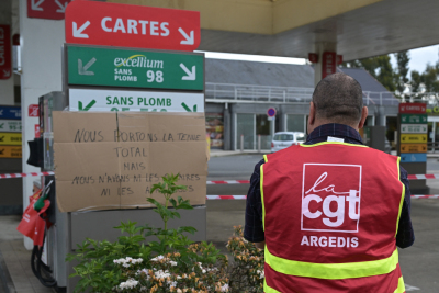 CGT vertritt die Mitarbeiter an fast 200 Total-Tankstellen
 - Saint-Aubin-de-Terregatte, APA/AFP