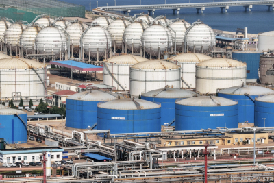 China hat seit Beginn des Iran-Kriegs deutlich weiniger Öl importiert
 - Longkou, APA/CN-STR