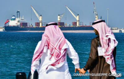Wieder größere Mengen gehen durch die Straße von Hormuz
 - Ras Al-Khair, APA/AFP/GIUSEPPE CACACE