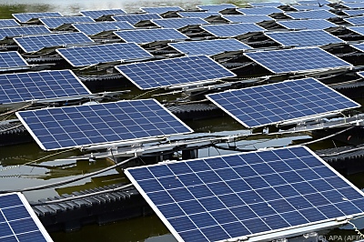 Wind- und Sonnenenergie sollten mehr gefördert werden
 - Singapore, APA (AFP)