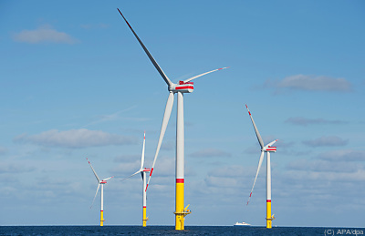 Windparks auf hoher See werden erweitert – Sassnitz, APA/dpa Windparks auf hoher See werden erweitert - Sassnitz, APA/dpa