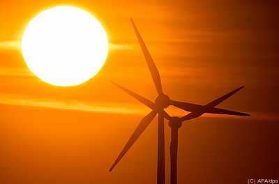 Ausbau von Wind-, Solar- und Wasserkraft - Laatzen, APA/dpa