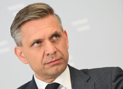 Hattmannsdorfer will beim Erneuerbaren-Ausbau mit den Ländern arbeiten
 - Wien, APA/HELMUT FOHRINGER