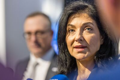 Reiche legt Fahrplan für leistungsstarke Permanentmagnete vor
 - Schwarze Pumpe, APA/dpa