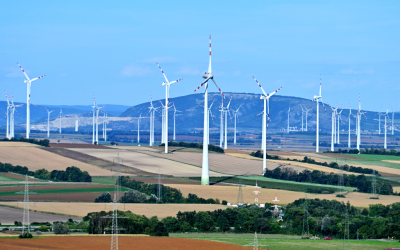 Projekte im Volumen von 3.400 Megawatt (MW) geplant oder beauftragt
 - Bruck a.d