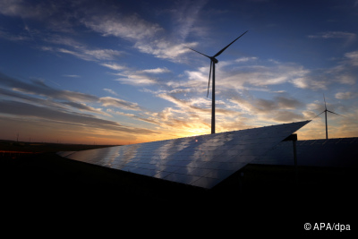 Photovoltaik boomt, Aufholbedarf bei Wind, Wasser und Biomasse
 - Kitzingen, APA/dpa