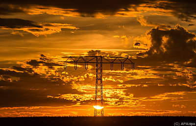Mehr Geld für Hochspannungsleitung zwischen Italien und Tirol
 - Jacobsdorf, APA/dpa