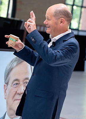 Olaf Scholz (SPD)
 - Berlin, APA/dpa