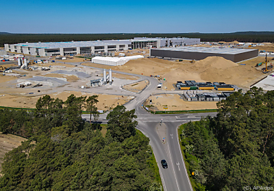 Die starre Bürokratie macht Probleme
– Grünheide, APA/dpa Die starre Bürokratie macht Probleme
- Grünheide, APA/dpa