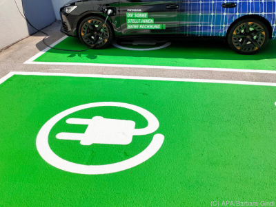 Elektroautos gewinnen bei den Neuzulassungen an Fahrt - Klagenfurt, APA/Barbara Gindl