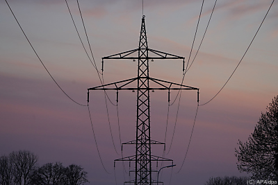 Überschüssiger Strom kann geteilt werden - Löhne, APA/dpa