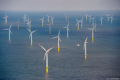 Ein Offshore-Windpark in der Nordse - ---, APA/dpa