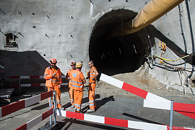 Archivbild Baustelle zweite Röhre des Gotthard-Strassentunnels - Airolo, APA/KEYSTONE