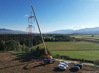 Reparaturarbeiten am Hochspannungsnetz, die APG wartet es - Zeltweg, APA/OTS/APG
