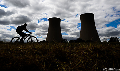 Ein Radweg führt am stillgelegten norddeutschen AKW Grohnde vorbei - Emmerthal, APA/dpa