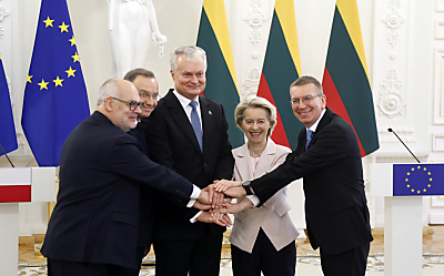 Freude bei Politikern aus dem Baltikum und der EU
 - Vilnius, APA/AFP