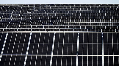 Solarpanele sollen sich schwer verteuern
– Nickelsdorf, APA/THEMENBILD Solarpanele sollen sich schwer verteuern
- Nickelsdorf, APA/THEMENBILD