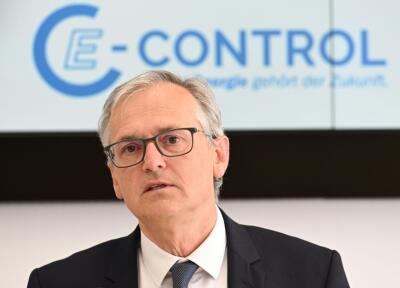 E-Control-Vorstand schließt Schwellenwert für kleine Anlagen nicht aus
– Wien, APA/HELMUT FOHRINGER E-Control-Vorstand schließt Schwellenwert für kleine Anlagen nicht aus
- Wien, APA/HELMUT FOHRINGER