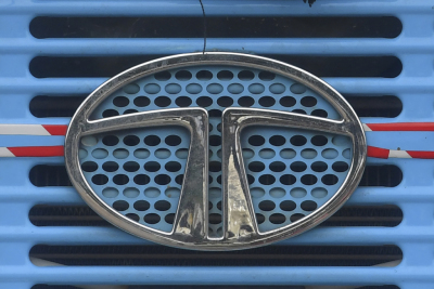 Joint Venture zur Entwicklung, lokaler Fertigung und Vertrieb
 - Mumbai, APA/AFP