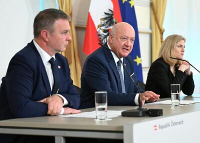 Regierung will für steigende Strompreise vorsorgen
 - Wien, APA/HELMUT FOHRINGER