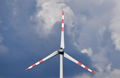 Batteriespeicher sollen Spitzen wie bei Windkraftwerken abpuffern
– Bruck a.d Batteriespeicher sollen Spitzen wie bei Windkraftwerken abpuffern
- Bruck a.d
